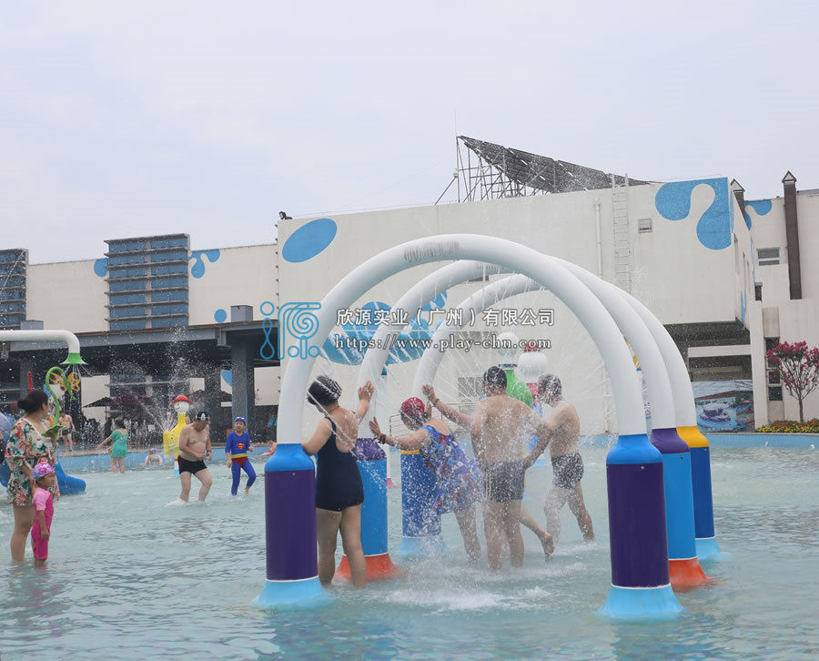 水上樂園滑梯比一般滑梯有什么優(yōu)勢？-1197