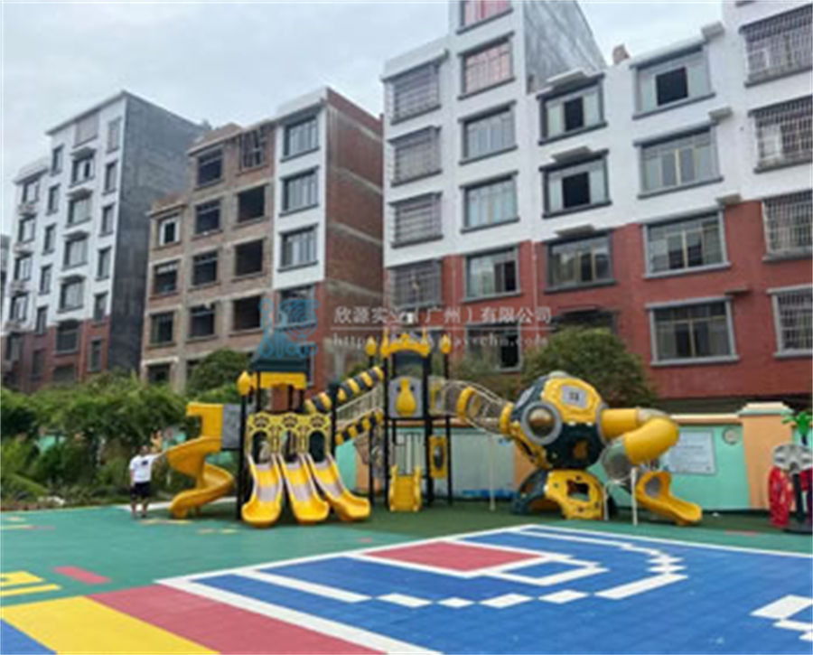 如何安全使用、管理水滑梯-1462