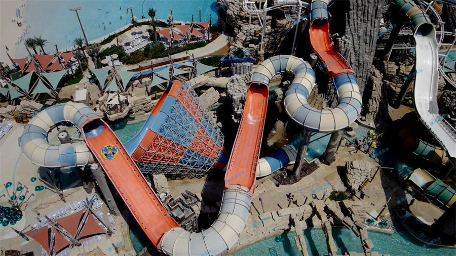 水上游樂設備中的滑梯設備是如何制作的？-7752