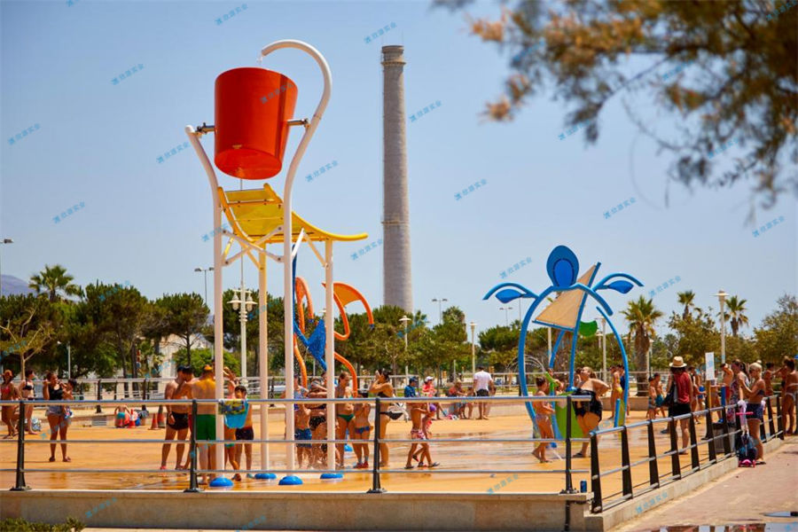 水上樂園的員工培訓計劃如何提高服務質量？-7531