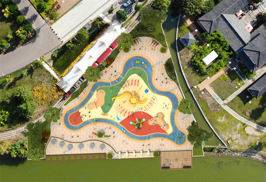 水上樂園設備廠家還是合適的好