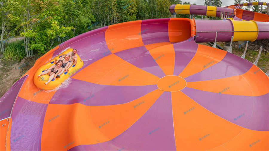 水上樂園設施:水滑梯的保養-7414