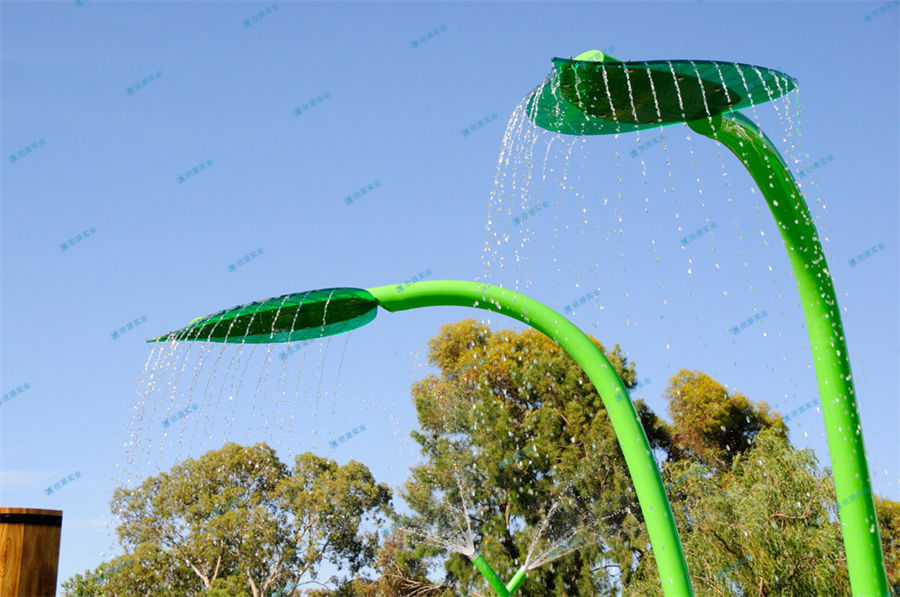 新式水上樂園設施的引進，是游客重游的強有力保證。-7495