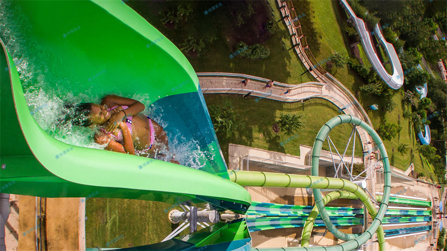 兒童水上滑梯方便使用，功能性強-7755