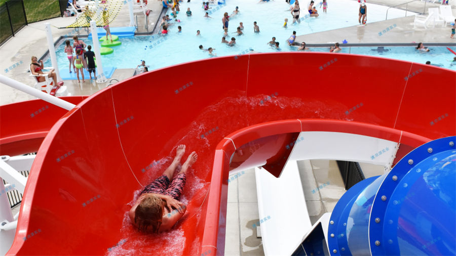欣源實(shí)業(yè)帶你感受美輪美奐的水滑梯