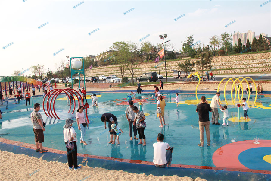 如何選擇兒童水上樂園設備？