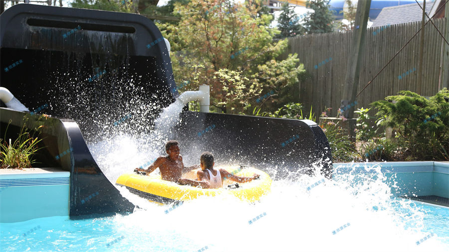 水上樂園設(shè)備的建造